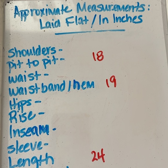 Reitmans R Essentials Striped Scoop Neck Short Sleeve T-Shirt Navy Blue White M - Picture 10 of 11